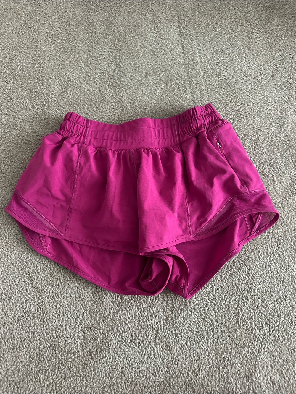 Pink Lululemon Hotty Hot Shorts 2.5” Size 2